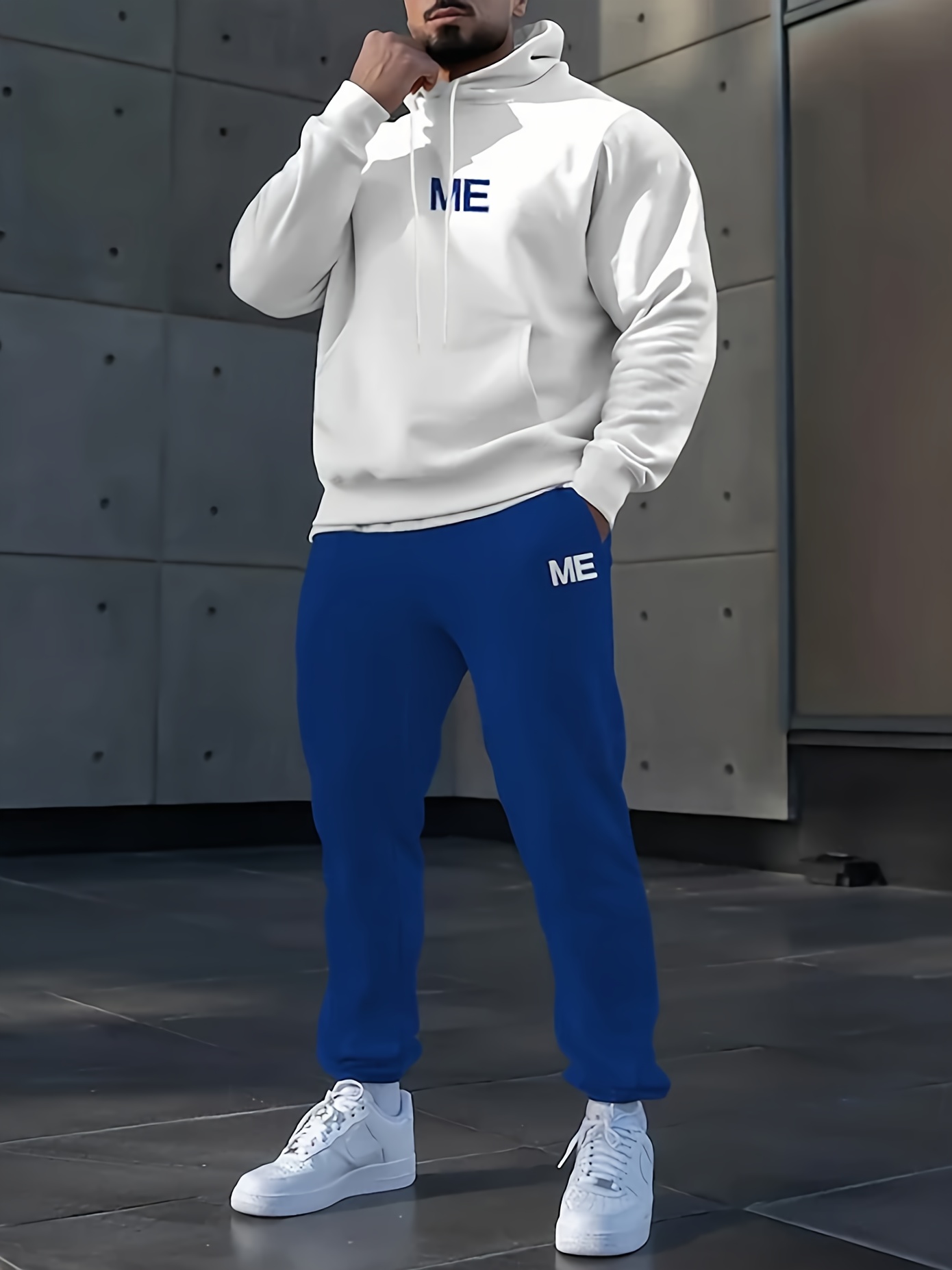 Joggers Pants - ชุดกีฬาผู้ชาย 2 ชิ้น เสื้อฮู้ดพิมพ์ลายตัวอักษร ME พร้อมกางเกงจ็อกเกอร์มีเชือกผูก