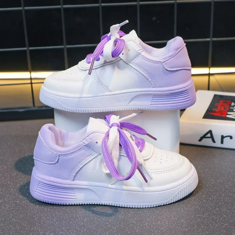 Running Shoes Women - รองเท้าผ้าใบผู้หญิงสีขาวไล่เฉดใหม่สำหรับฤดูใบไม้ผลิและฤดูใบไม้ร่วง รองเท้าลำลองแบบแบนสำหรับวิ่งและใส่ในชีวิตประจำวัน สไตล์นักศึกษา ใส่สบาย น้ำหนักเบา รองเท้ากีฬาแบบลำลอง