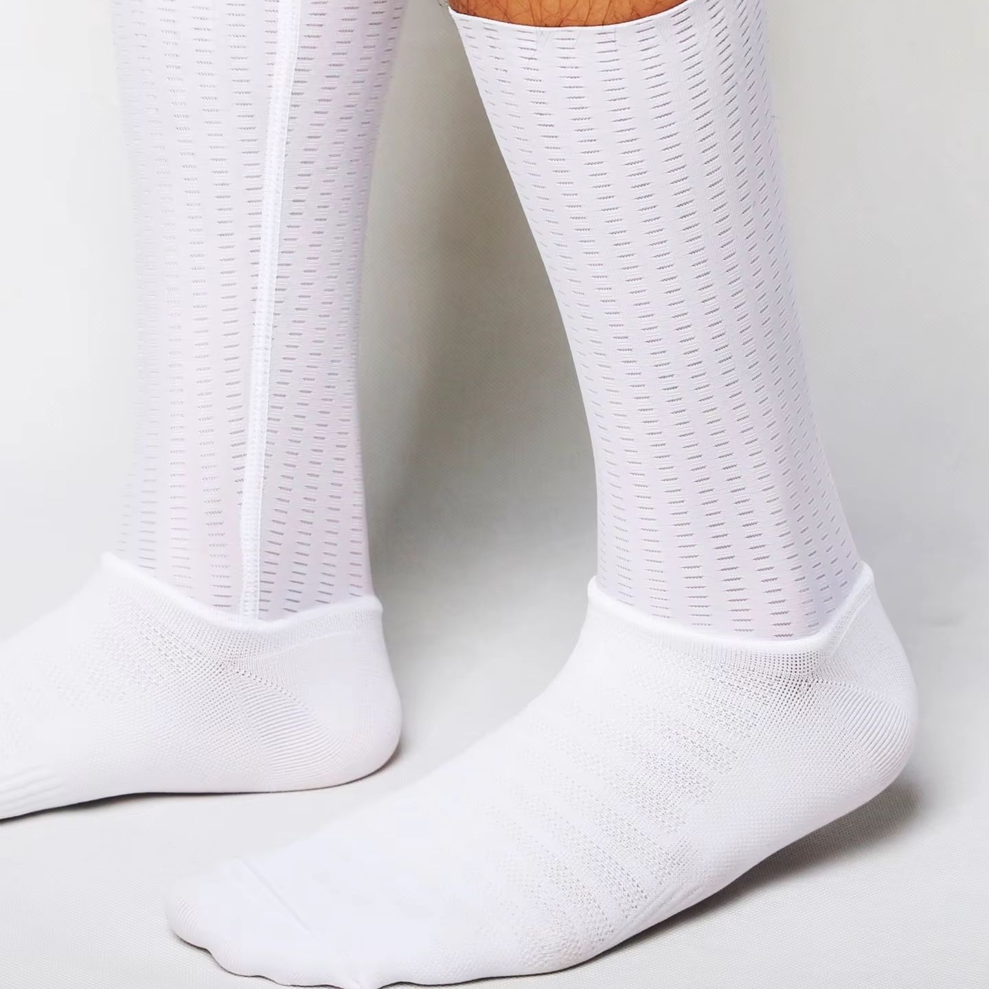 ถุงเท้าปั่นจักรยานแบบแอโร่ระดั - Sports Socks บทวิจารณ์และราคา
